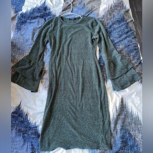 Long-sleeved fashion nova dress